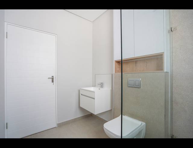 4 BEDROOM HOUSE FOR SALE IN SANDOWN
